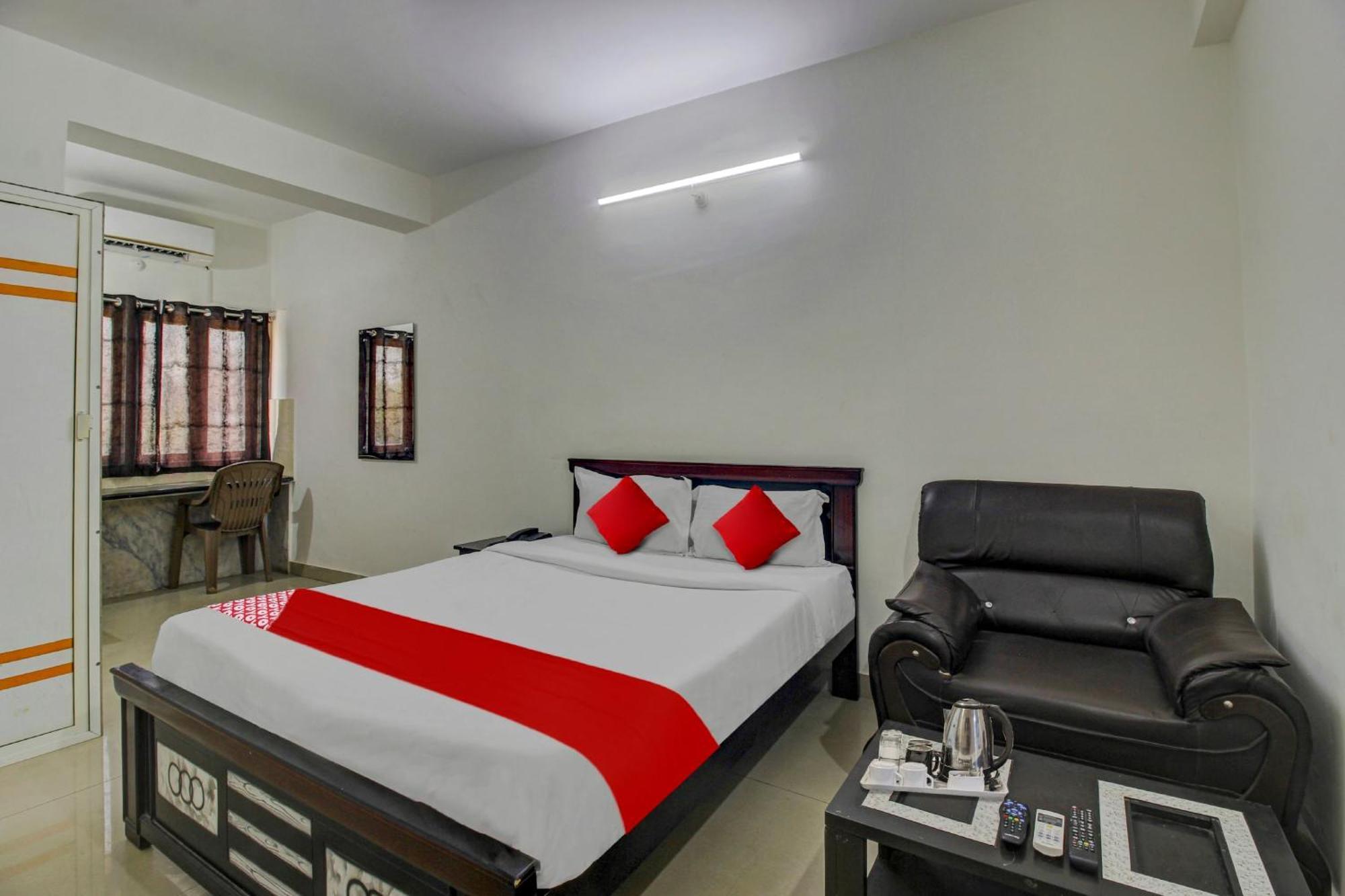 Hotel O Stay U Like Hotel'S Хайдарабад Экстерьер фото