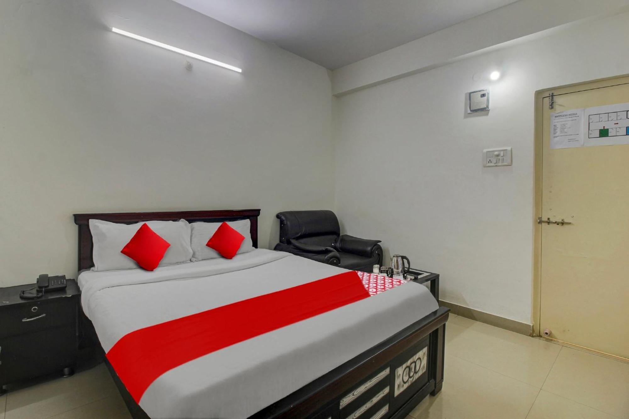 Hotel O Stay U Like Hotel'S Хайдарабад Экстерьер фото